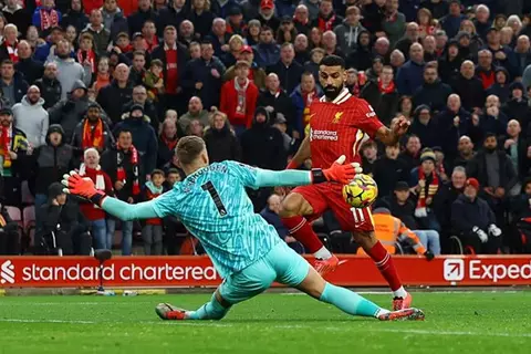 ضحية مفضلة أمام أقدام "الملك".. ماذا يفعل صلاح ضد برايتون قبل مواجهة السبت؟ (فيديو)